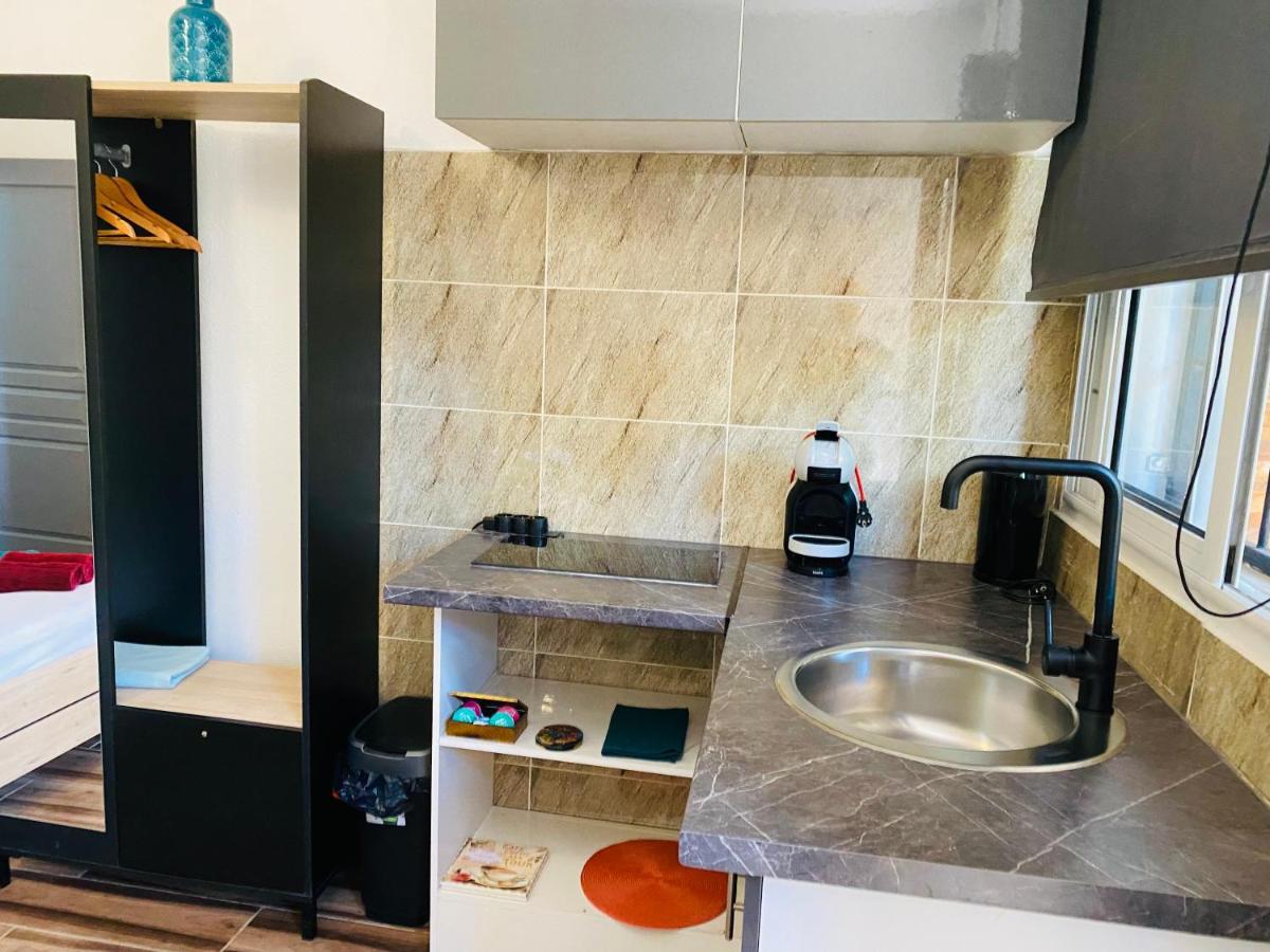 דזאודזי Moya Residence By Md מראה חיצוני תמונה